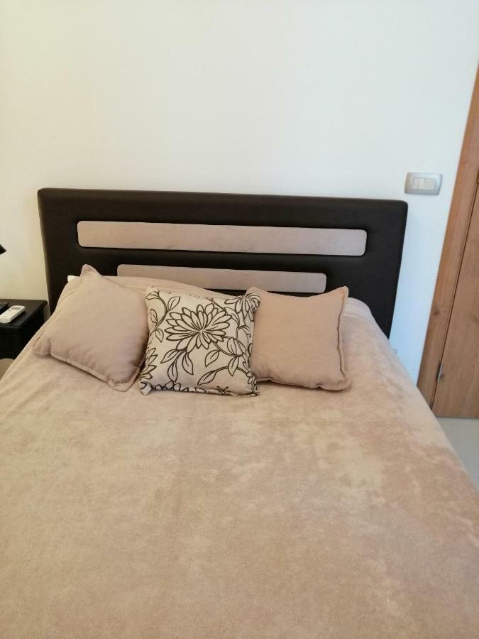 Studio Apartman Irena 2 Bijela Dış mekan fotoğraf