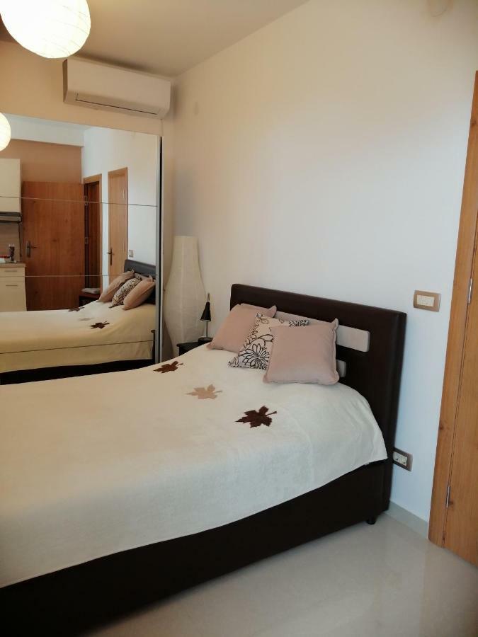 Studio Apartman Irena 2 Bijela Dış mekan fotoğraf